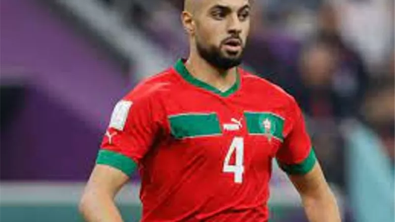رسالة غامضة من نجم المغرب بشأن عرض برشلونة