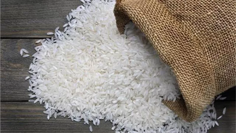 تموين دمياط: ضخ 75 طن أرز أبيض فاخر بمعارض 