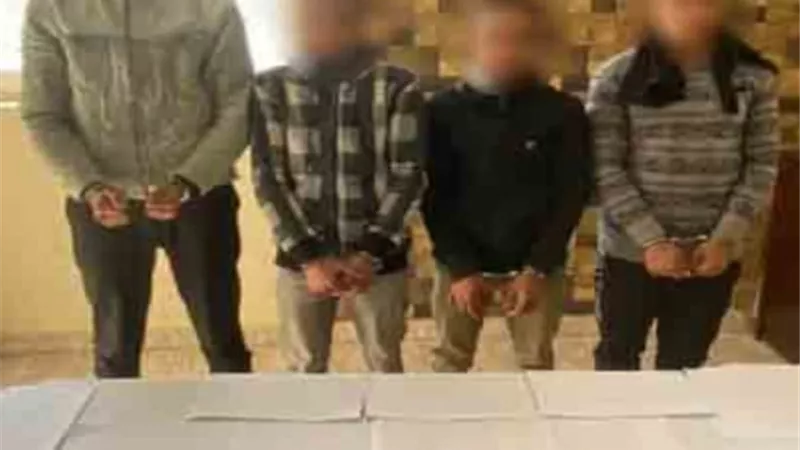 ضبط عصابة انتحلت صفة موظفي خدمة عملاء بالبنوك للنصب على المواطنين