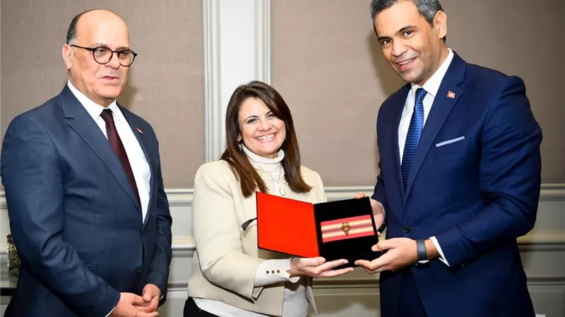 وزيرة الهجرة تبجث التعاون مع وزير التشغيل والتكوين المهني التونسي