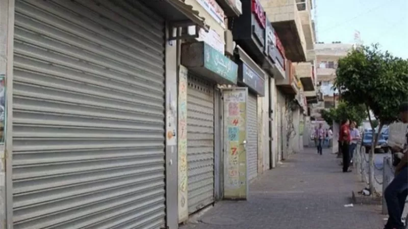تحرير 388 مخالفة للمحلات لعدم التزامهم بقرار الغلق