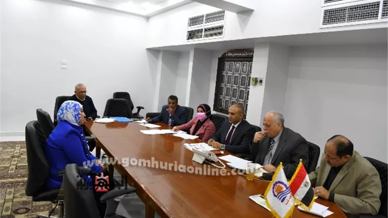 السكرتير المساعد يترأس لجنة إختيار رؤساء القروى