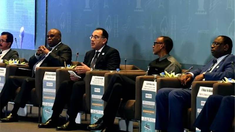 مدبولي يسلط الضوء على التجربة المصرية في مشروعات البنية التحتية