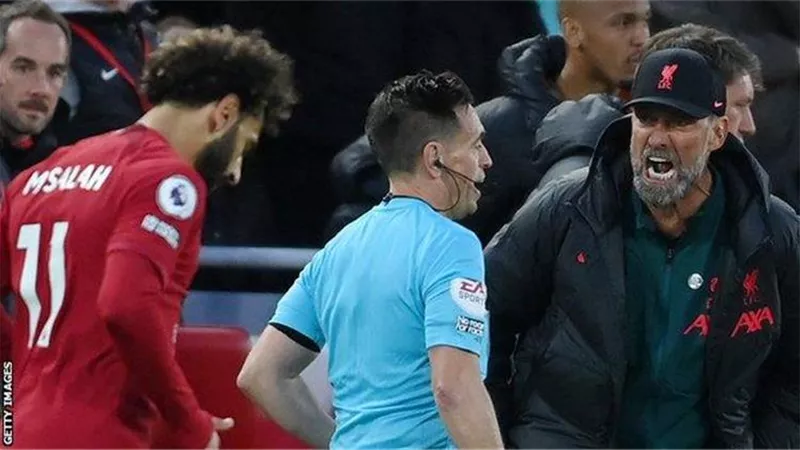 كلوب : محمد صلاح لم يفقد الثقة ومستوى فابينيو منخفض