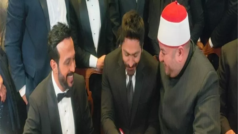 حفل زفاف أسطوري لأحمد عصام وتامر حسني والكينج يشهدان عقد القران