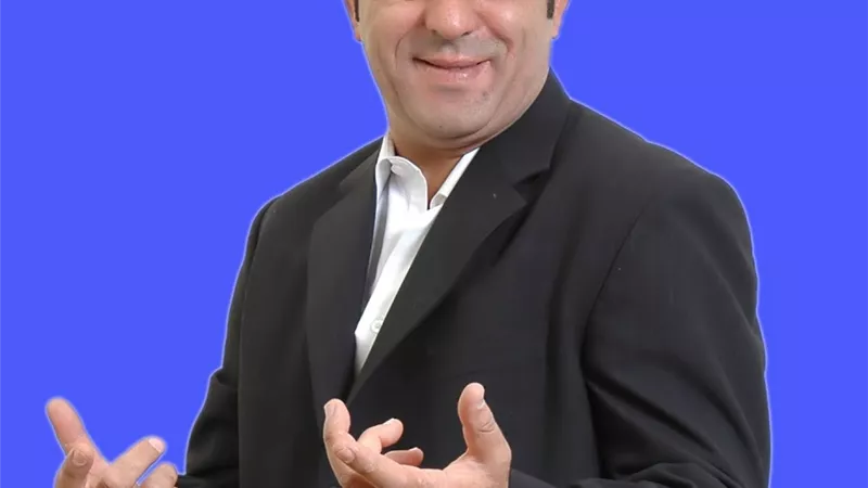 إسماعيل فرغلي: زوجتي بنت أصول وتعاملني مثل 