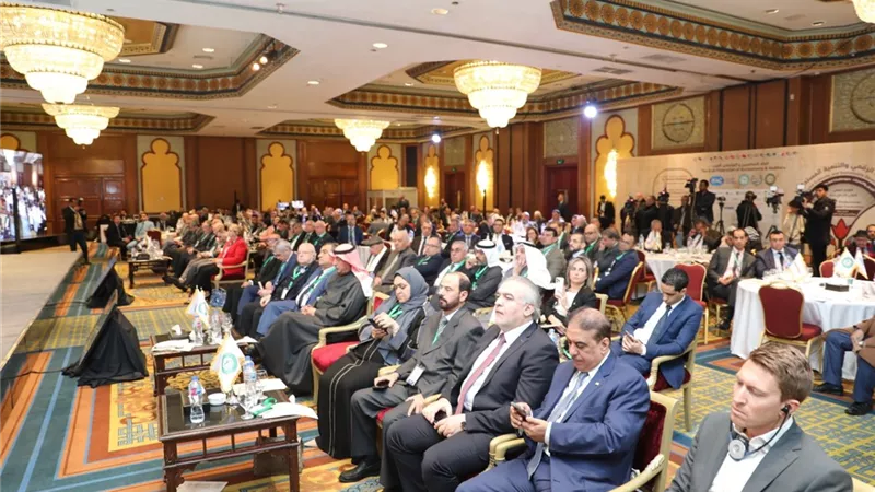معيط: أنشطة التجارة الإلكترونية تتطلب تعديلات تشريعية