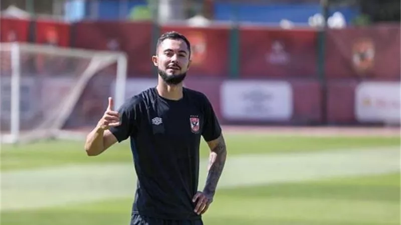 الاهلى يعلق على أنباء تجميد سافيو تمهيدا لبيعه