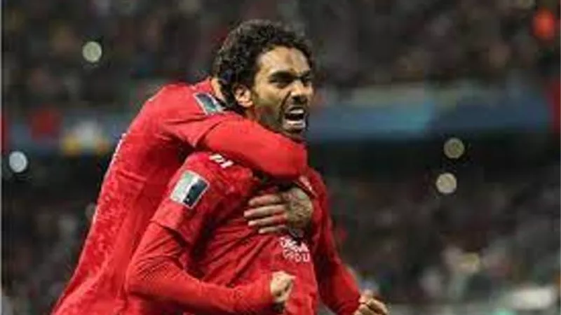 الاهلى يجدد مع حسين الشحات عقب كأس العالم للأندية