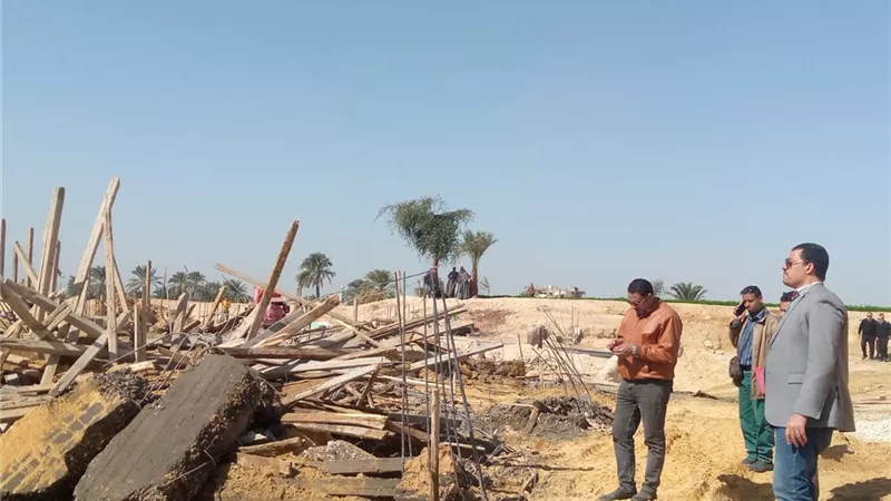 محافظ أسيوط تنفيذ4 حملات إزالة لتعديات ومخالفات مبانى بحى شرق