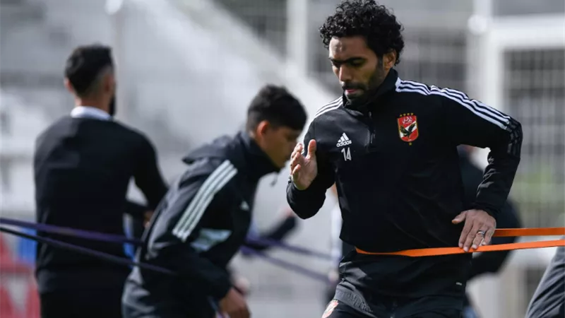 الاهلى يؤدى مرانا