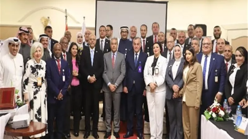 بينهم وزيرالقوى العاملة..تكريم ١٧ من قادة العمل العربي والنقابيين