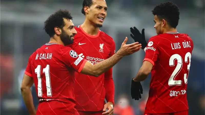 محمد صلاح بقود تشكيل ليفربول أمام ولفرهامبتون في الدوري الإنجليزي