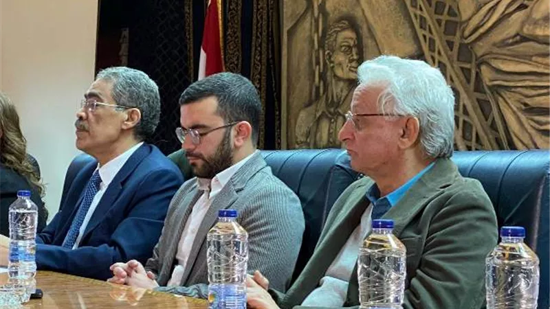 ضياء رشوان: ياسر رزق كان نقابيا ومقاتلا وطنيا