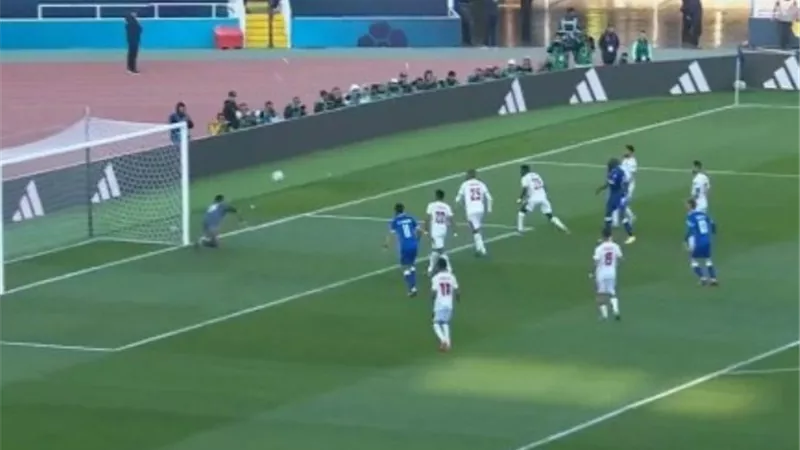 ماريجا يهدر هدفا محققا للهلال .. فيديو