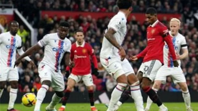 مانشستر يونايتد يواصل انتصاراته ويفوز علي كريستال بالاس 2/ 1