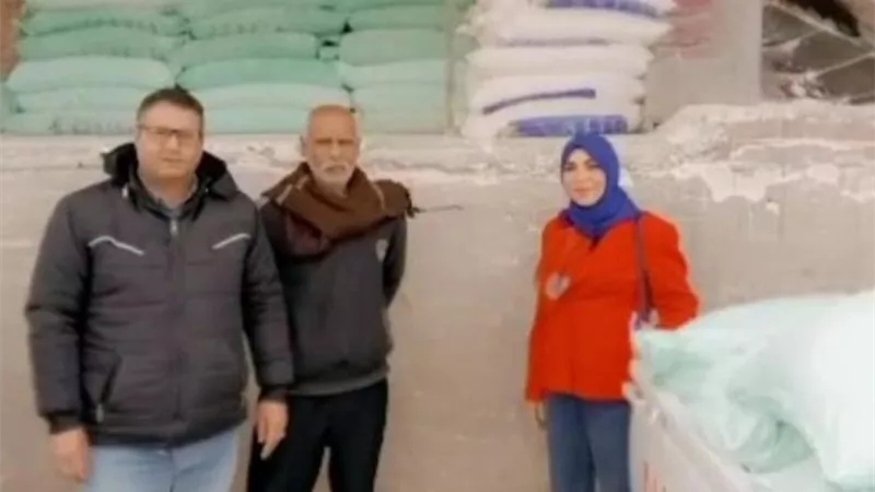 ضبط ١٨ طن دقيق مدعم وأسمدة زراعية بمنشاة القناطر