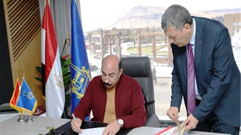 بنسبة نجاح 78.11 %..محافظ أسوان يعتمد نتيجة الترم الأول للإعدادية