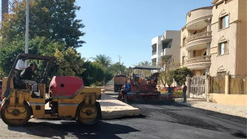 نبأ سار من جهاز الشروق بخصوص مشروعات الطرق فى المدينة.. صور