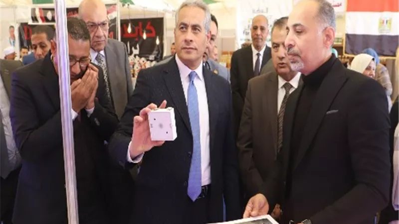 القوى العاملة: تدريب الشباب لضخ عمالة مؤهلة في27 مصنعاً بالغردقة