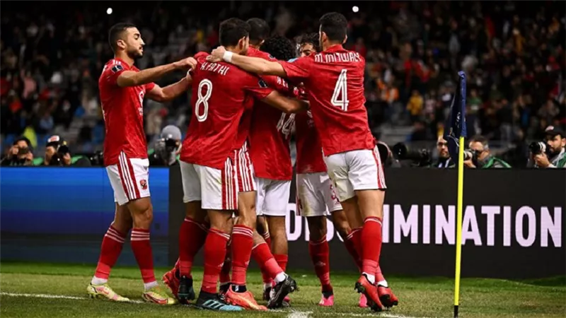 ماركا تتغنى بمحاربي الأهلي.. وتحذر ريال مدريد من مواجهة المونديال