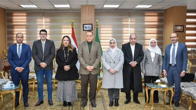 محافظ الشرقية يستقبل نائب وزير الإتصالات