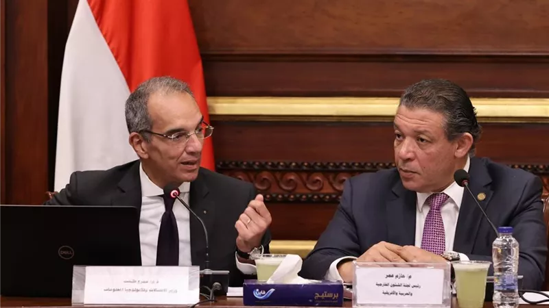 طلعت : تمكين المصريين بالخارج من الحصول على الخدمات الحكومية بشكل رقمى