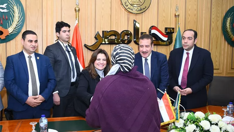 سها جندي تشيد بالتعاون بين وزارة الهجرة وحياة كريمة