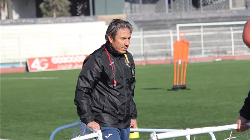مدرب شباب بلوزداد : لا نخشى الزمالك .. ومستعدون لمواجهة الجمعة