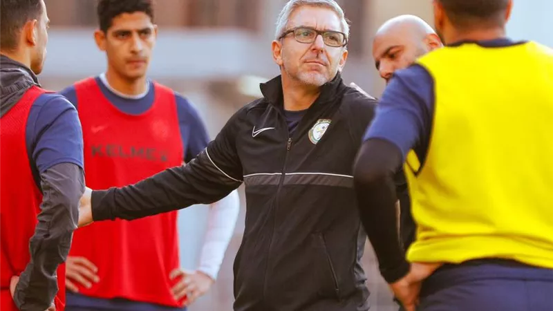 بابا فاسيليو يعلن تشكيل البنك الأهلي لمواجهة فيوتشر فى الدوري