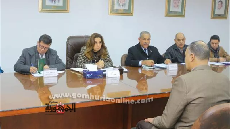 محافظ دمياط تترأس إجتماع لجنة إختيار القيادات
