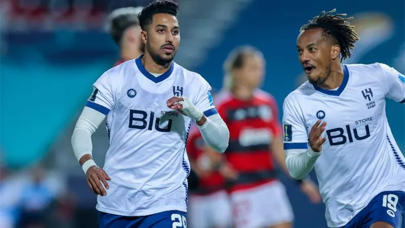 الهلال يكتسح فلامينجو وينتظر الفائز من الأهلي والريال في النهائي ... بالفيديو