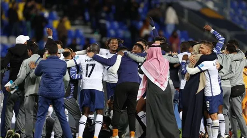 مكافأة خاصة من وزير الرياضة السعودي للاعبي الهلال