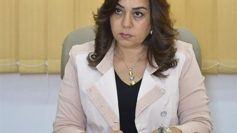 ٥ قوافل طبية مجانية بقري دمياط خلال فبراير الحالي