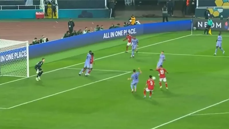 كأس العالم للاندية.. أفشة يهدر فرصة التعادل للأهلي أمام ريال مدريد.. فيديو