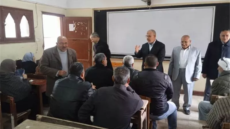 ورش عمل بازهر الشرقية لإعداد وتحليل خرائط الفصل الدراسي الثاني