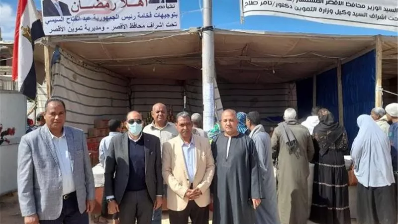 رئيس مركز الطود جنوب الأقصر يتابع أعمال مشروعات الصرف الصحى