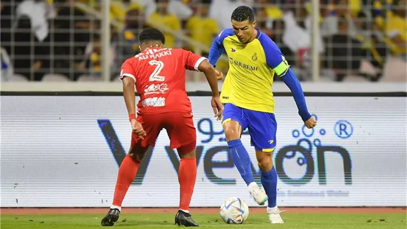 شاهد ..رد معلق مواجهة النصر والوحدة على تواجد مشجع كفيف بالمدرجات