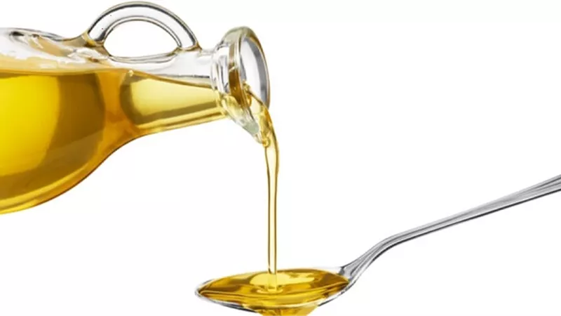 خبير تغذية يكشف عن أفضل زيت لقلي الطعام