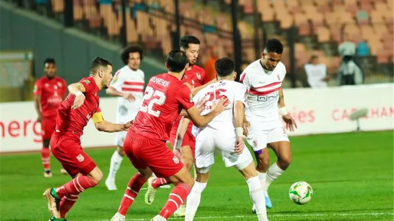 بلوزداد يتقدم على الزمالك بضربة جزاء مشكوك فى صحتها بدورى الابطال