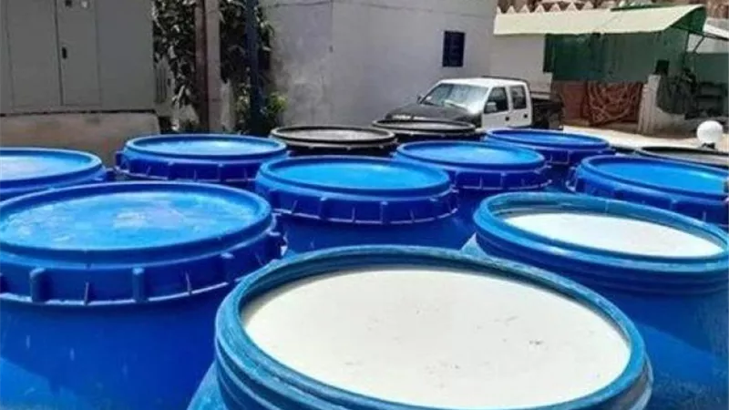 ضبط ٣ آلاف لتر لبن غير صالح للاستخدام ببنى سويف
