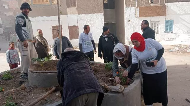 محافظ أسيوط: استكمال حملات النظافة والتشجير بمركز القوصية