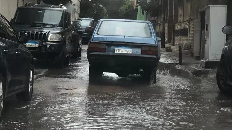 طقس غير مستقر وأمطار متوسطة تضرب الاسكندرية