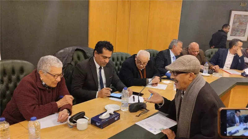 اليوم الأول لانتخابات الصحفيين.. ٣ على منصب النقيب.. و٤ 