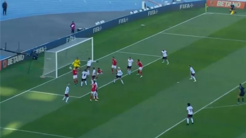 الاهلى يتعادل مع فلامنجو البرازيلى 1/1 فى الشوط الاول