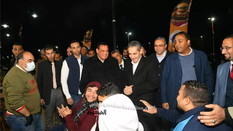 وزير التنمية المحلية يشيد بكورنيش طنطا و عربات الطعام المتنقلة