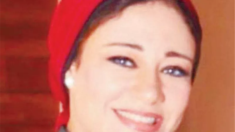 تصرفات المرأة في الأماكن العامة