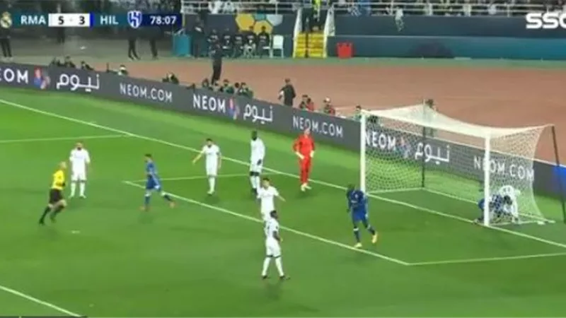فييتو يضيف الهدف الثالث للهلال السعودى..فيديو