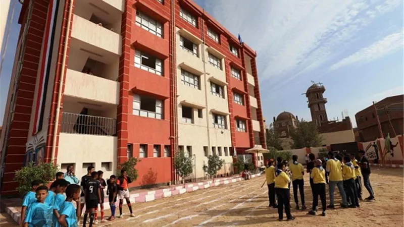 محافظ أسوان : إنطلاق الفصل الدراسى الثانى فى 1495 مدرسة