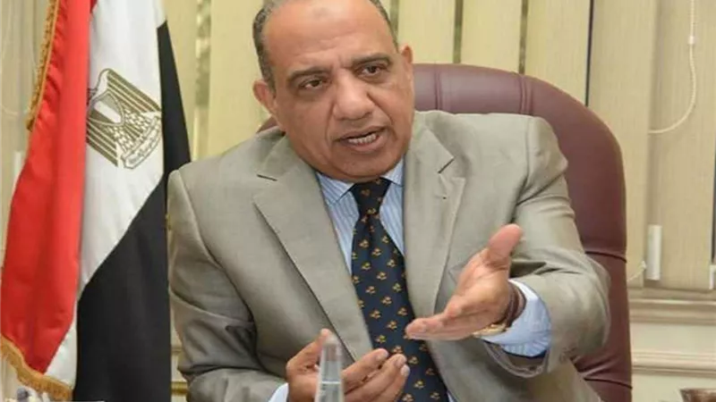 وزير قطاع الأعمال: جاري إعداد دراسة لإعادة تشغيل مصنع سماد طلخا